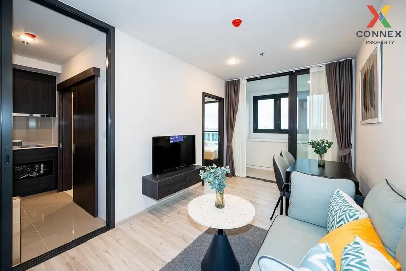 FOR RENT condo , XT Huaikhwang , high floor , MRT-Huai Khwang , H